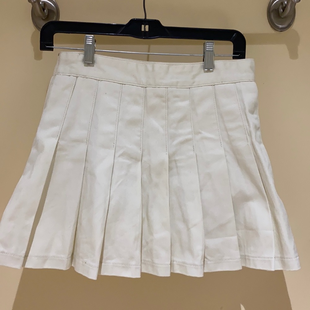 Brandy Melville Dana Skirt